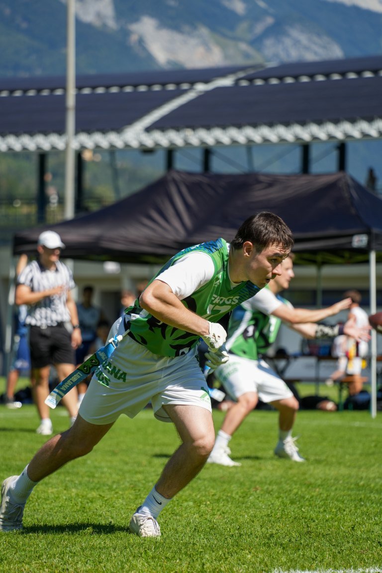 Leo Granfol #17 running with the football for Ljubljana Frogs